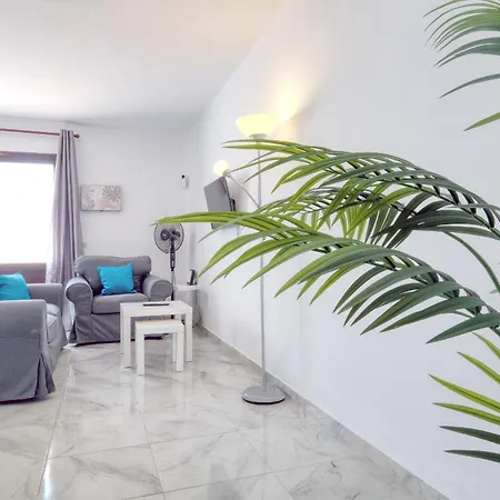 Apartment Apartamento Sun&Sea - 30 M From The Beach